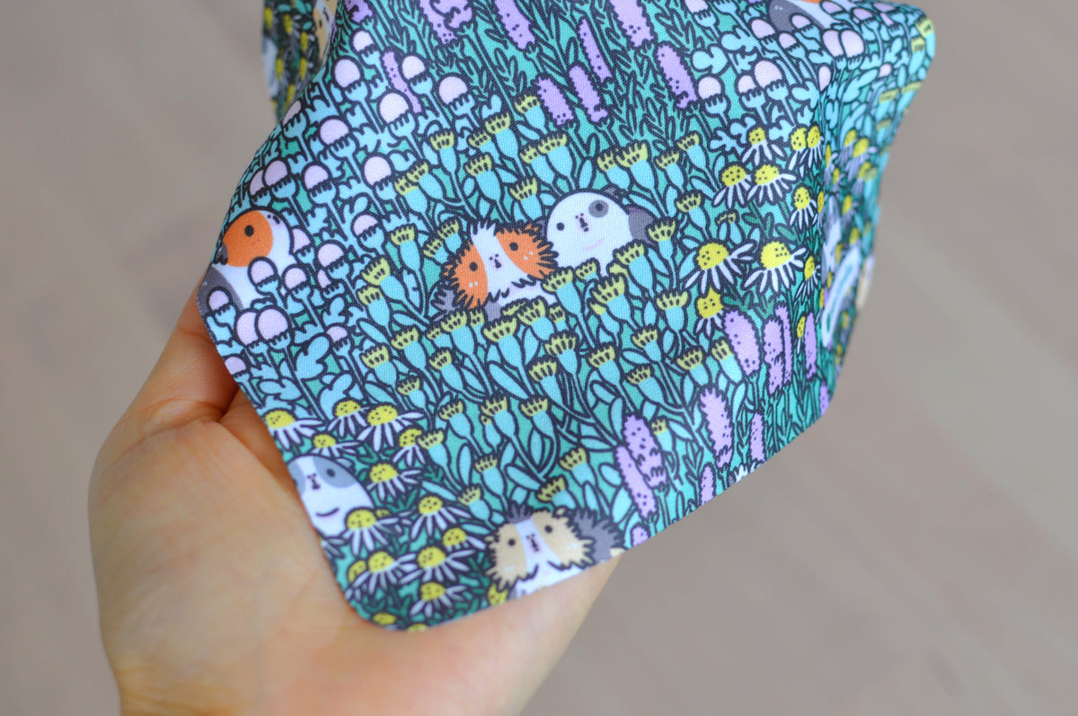 Microfiber Lens Cleaning Cloth with Noristudio Guinea Pigs and Garden