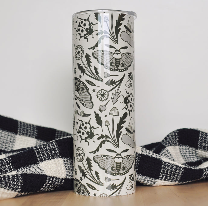 Moth pattern tumbler by Noristudio