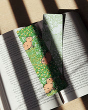 green bookmark by Noristudio