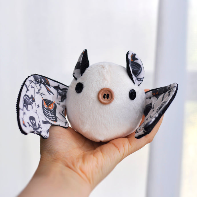 BATAMAGO the bat plushie, Honduran White Bat Model, 009, Halloween X-Ray