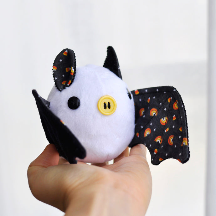 BATAMAGO the bat plushie, Honduran White Bat Model, 006, Black Rainbow Candy Corns